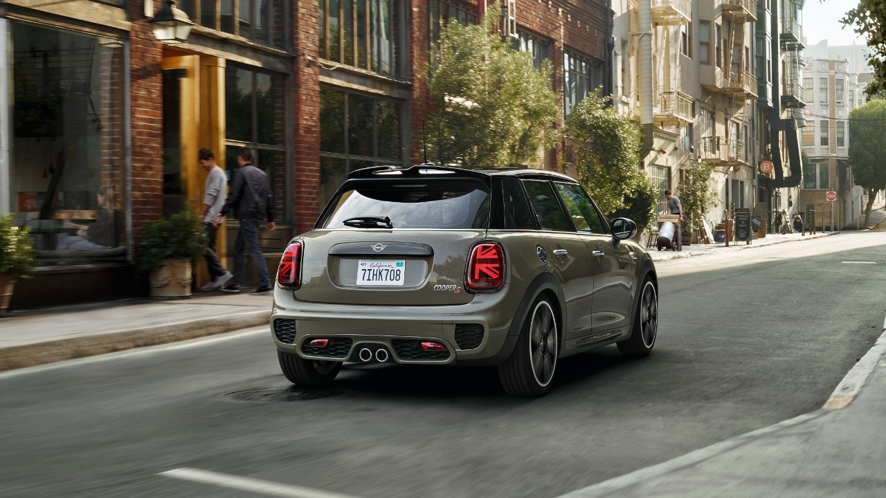 NEW MINI 5-DOOR HATCH